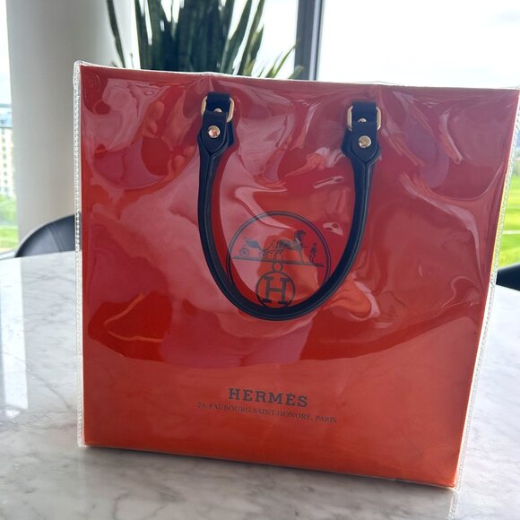 Hermès tote made from authentic paper bag - Picture 1 of 3